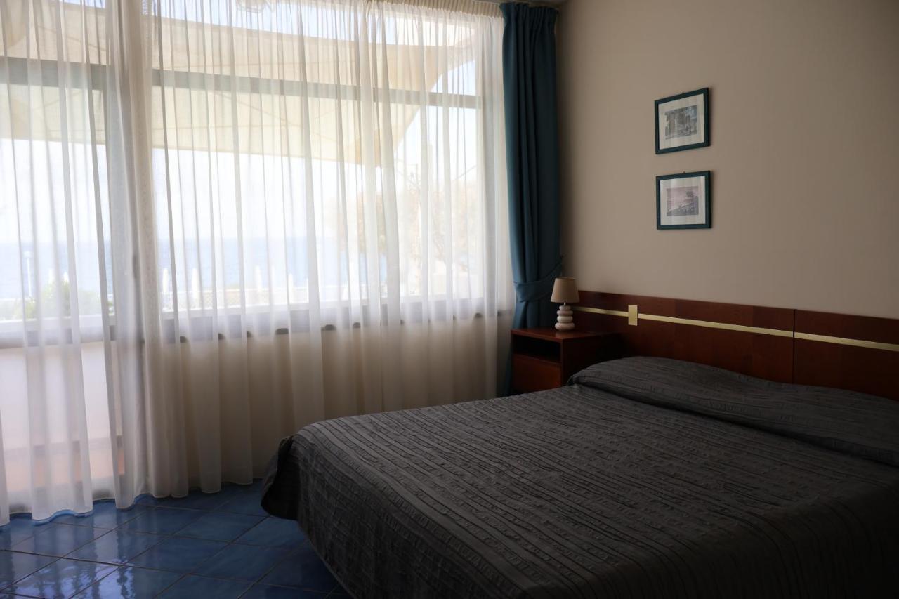 Puntaquattroventi Ξενοδοχείο Ερκολάνο Εξωτερικό φωτογραφία